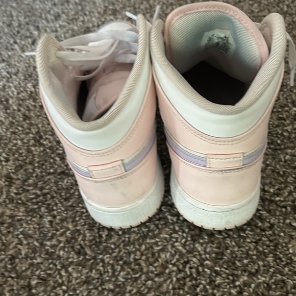 Nike Air Jordan 1 Mid GS AJ1 Pink Wash Kids Youth Casual Shoes - Picture 2 of 5
